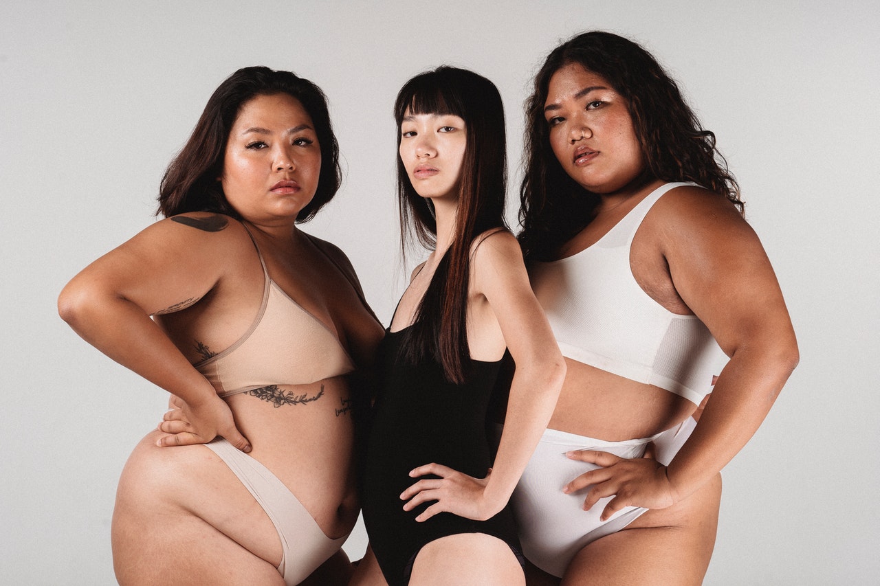 Women with diferent body types in underwear